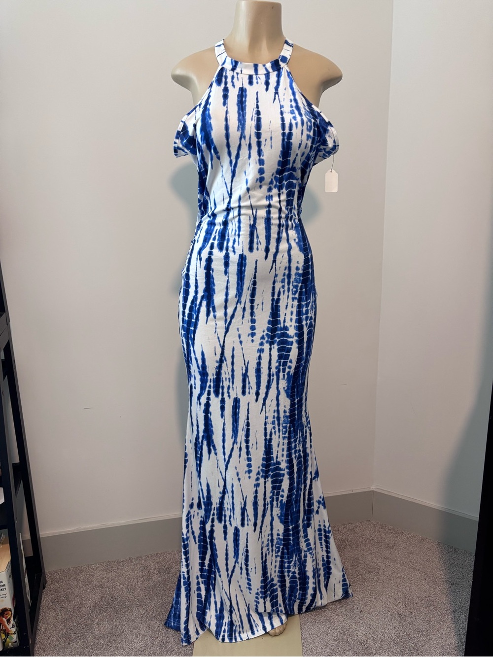 Elegant Blue and White Maxi Sundress - Perfect for Summer
